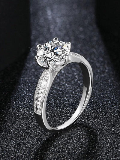 RSR 208 Moissanite White Minimalist Band Ring 1.0 Carat - Ringshing.com