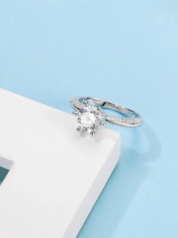 RSR 207 Moissanite Diamond White Minimalist Band Ring 1.0 Carat - Ringshing.com