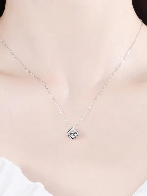 RSP 313 1.0 Carat Moissanite Diamond Square Pendant - Ringshing.com