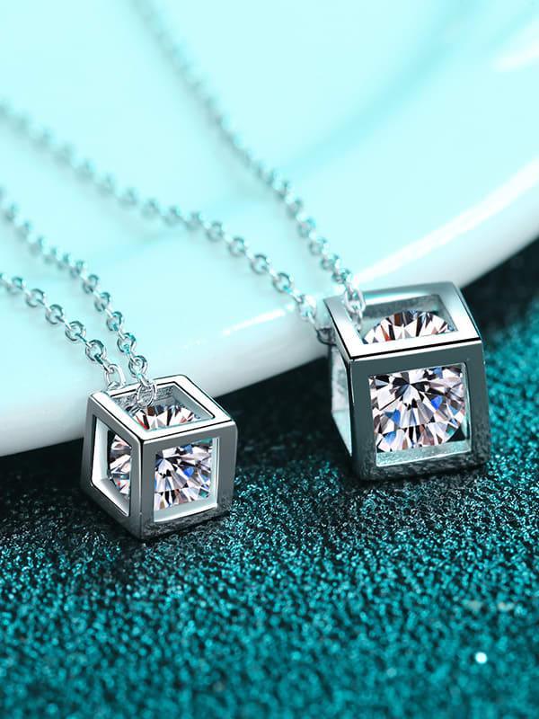 RSP 313 1.0 Carat Moissanite Diamond Square Pendant - Ringshing.com