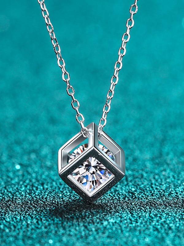 RSP 313 1.0 Carat Moissanite Diamond Square Pendant - Ringshing.com