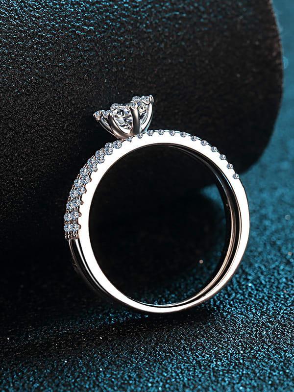 RSR 223 Moissanite Diamond White Minimalist Band Ring 0.5 Carat - Ringshing.com