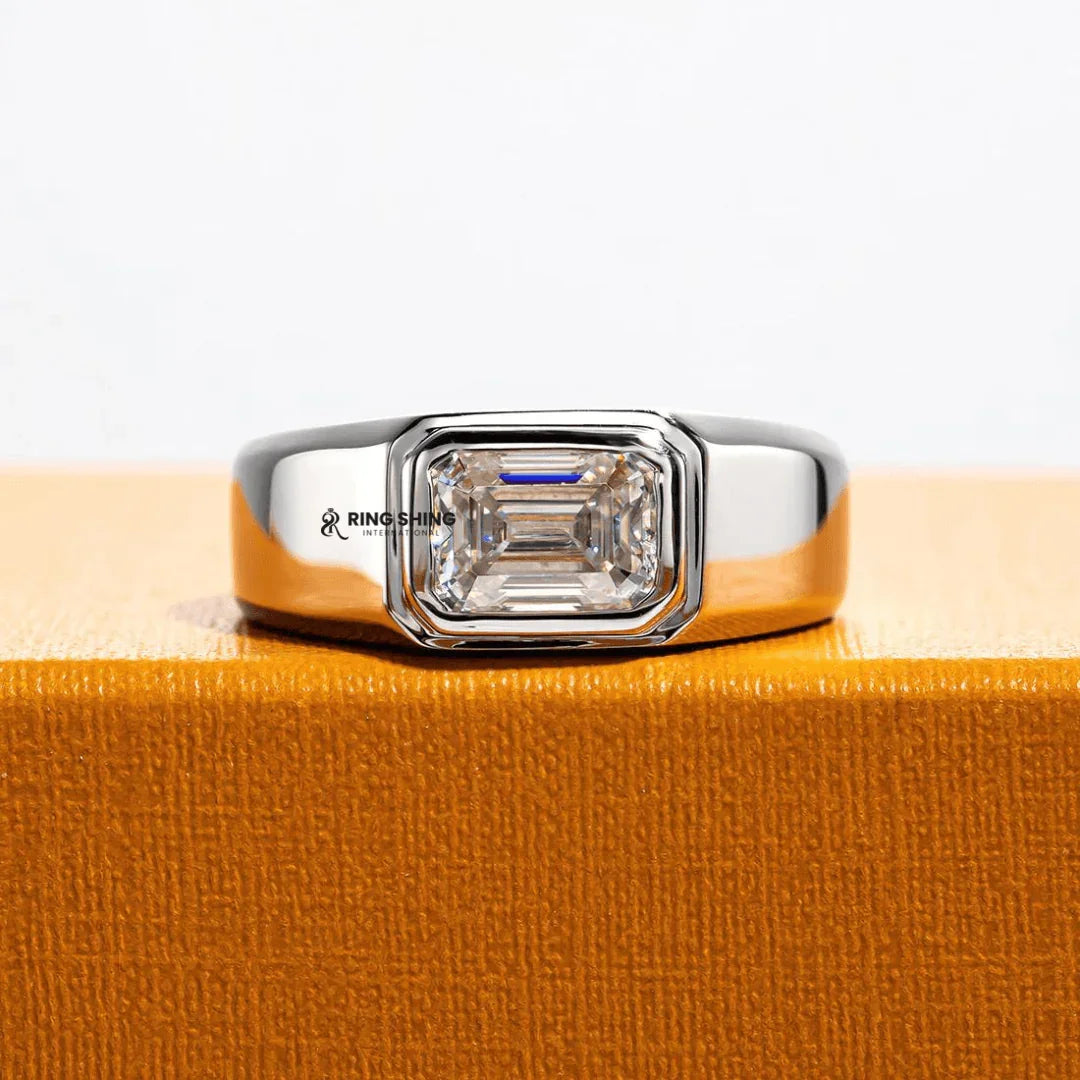 Premium Emerald Cut Original Moissanite Diamond Ring - Ringshing.com