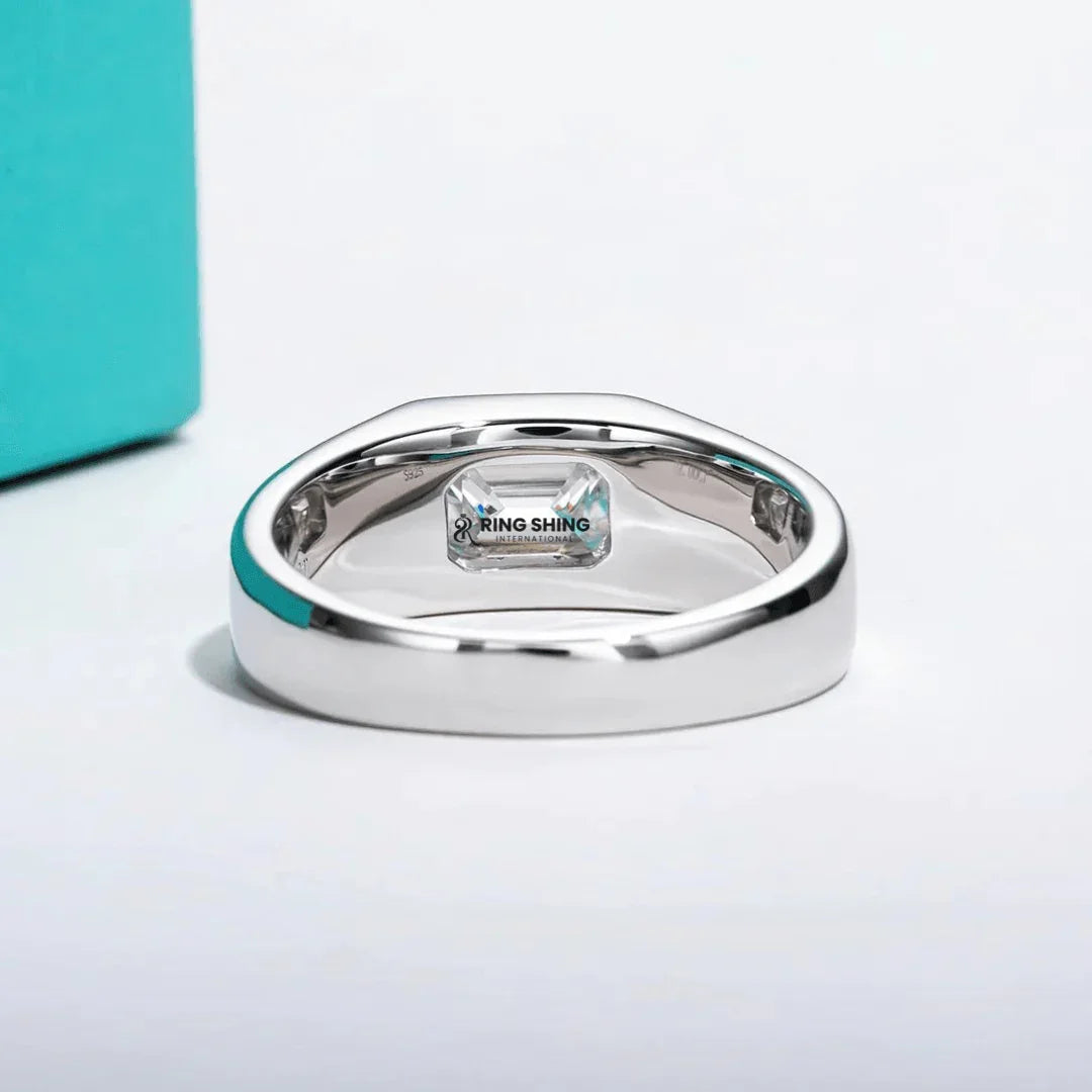 Premium Emerald Cut Original Moissanite Diamond Ring - Ringshing.com