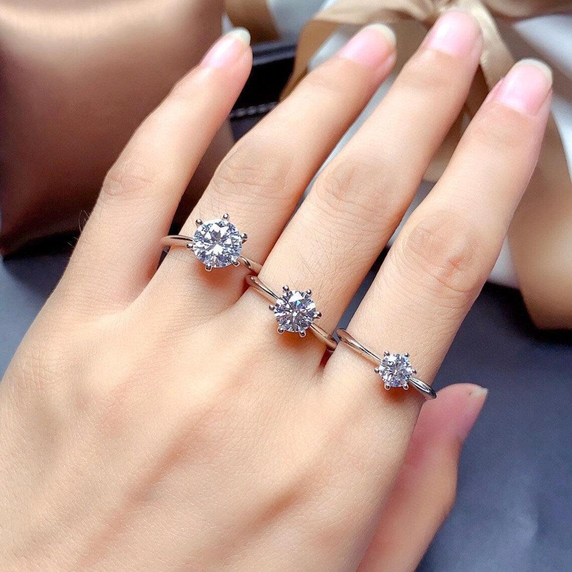 RSR-200 Original Moissanite Diamond Ring - Ringshing.com